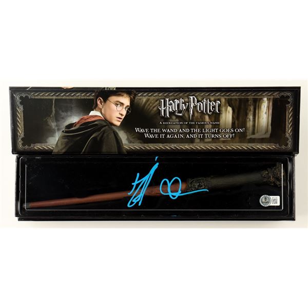 DANIEL RADCLIFFE SIGNED HARRY POTTER WAND - BECKETT COA