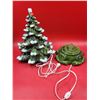 Image 2 : VTG Ceramic Light-Up Christmas Tree