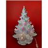 Image 1 : White VTG Ceramic Light-Up Musical Christmas Tree