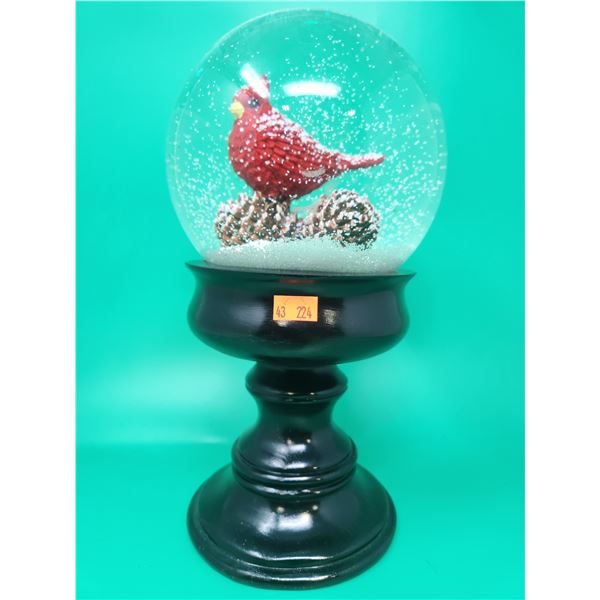 Northern Cardinal Snow Globe w/ Pedestal