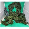 Image 1 : Faux Evergreen Wreath & Lighted Decor