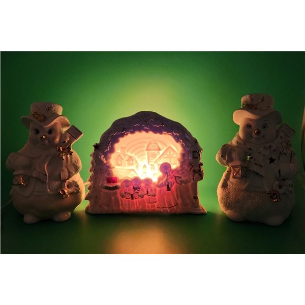Carolers & Snowmen Ceramic Figurine Lot (Carolers Light Up)