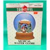 Image 1 : Traditions Musical Water Globe