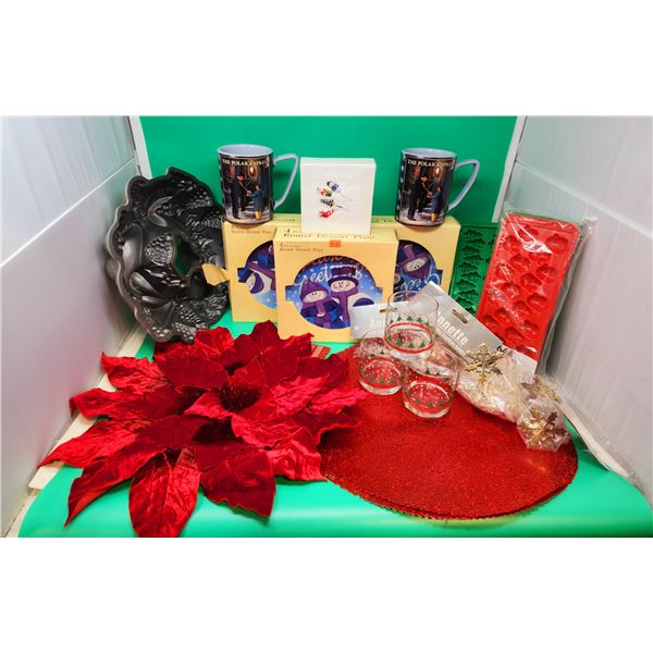 Christmas Kitchen Lot w/ Ice Cube Trays, Glasses, Dessert Plates, & More