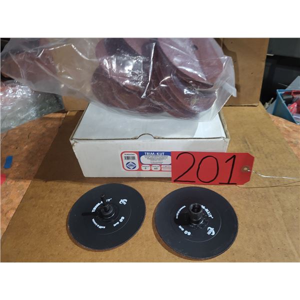 Box(25) of TRIM-KUT Disc 5" Gr. 60 with 2 Mandrel 1/4 & 5/8"-11