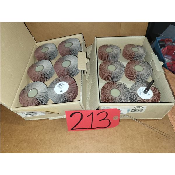 Set of Box(10) Threaded Flap Wheel 3" x 1" x 1/4"-20 Gr.40 & 180 with Mandrel