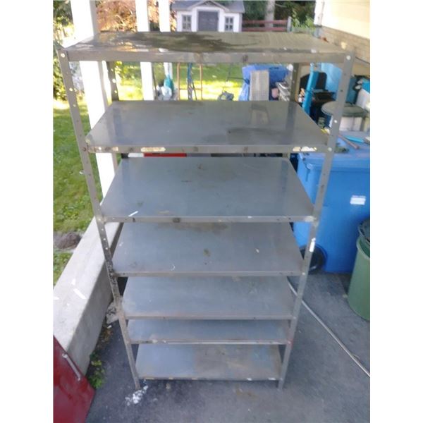 Metal Shelving 9 stages/etages