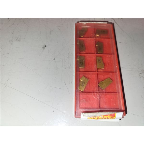 New Box(8) of SandVik Inserts N151.2-400-5E  235
