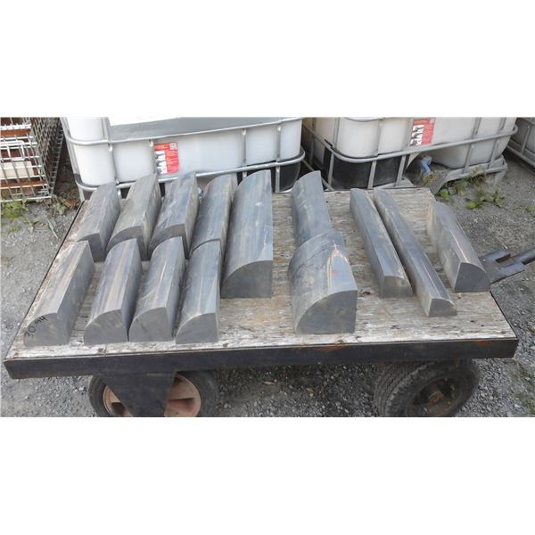 Lot morceau PVC quart