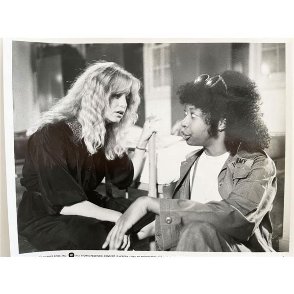 Private Benjamin Goldie Hawn unsigned movie photo