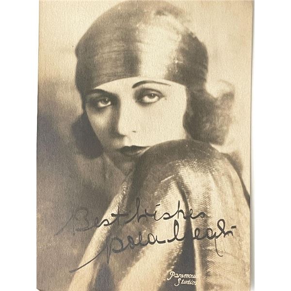 Pola Negri photo