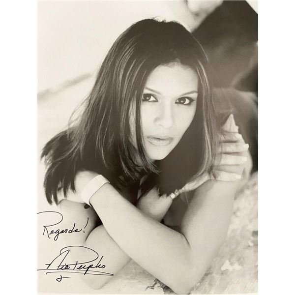 Walker Texas Ranger Nia Peeples signed photo