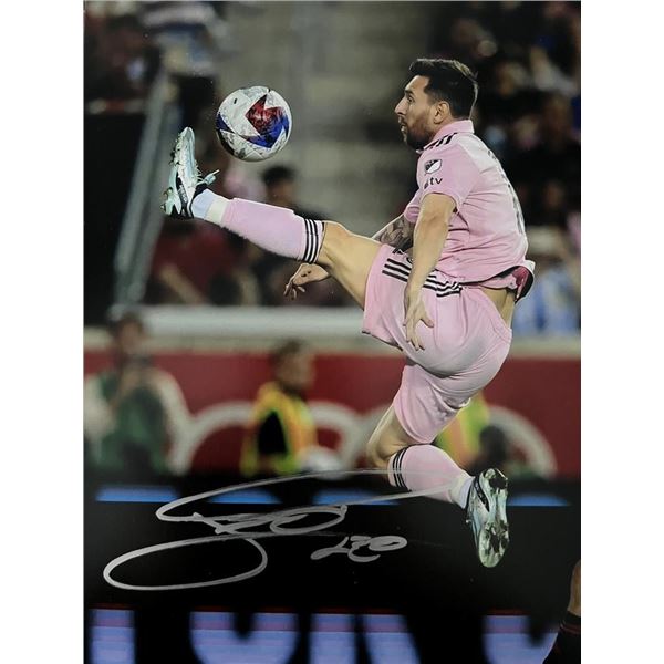 Lionel Messi signed photo