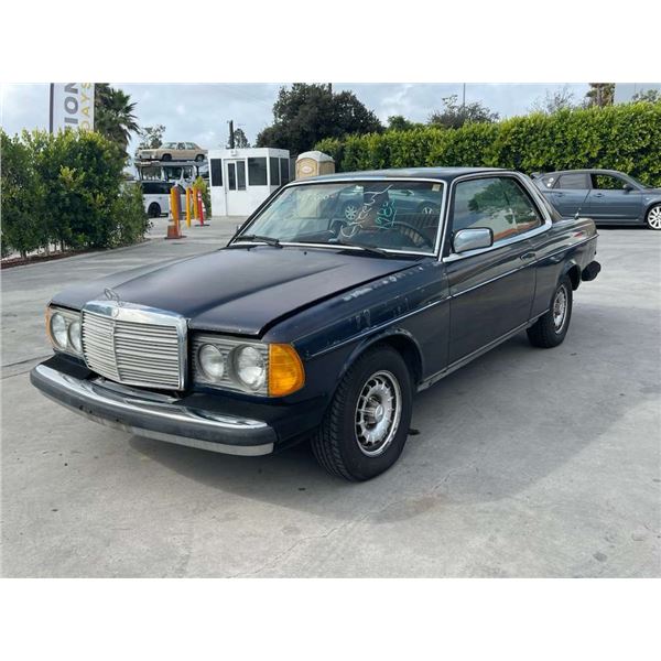 MERZ 300DT 1983 SALV T/DONATION