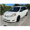 Image 1 : TOYT SIENNA 2008 SALV T/DONATION