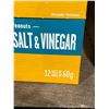 Image 3 : Krispy Kernel | Salt & Vinegar Peanuts, Perfect Snacks On The Go (12 x 60g)