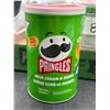 Image 2 : Pringles Sour Cream and Onion 68g Cans, Set of 8