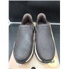 Image 2 : Skechers Men’s Chocolate Slip-On Shoes, Size 8, Model 5555308