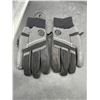 Image 2 : Karbon Electric Heated Gloves with Power Cables