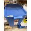 Image 1 : Rubbermaid Roughneck Blue Storage Box With Lid
