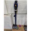 Image 1 : Shark Cordless Stick Vacuum with Charging Cord