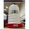 Image 2 : Farm-Tuff 7-Gallon Poultry and Game Bird Waterer, Model #PTG04