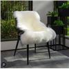 Image 1 : Windward Sheepskin Rug in White