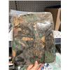 Image 3 : Stormfront Rainsuit, Camouflage Design, Size M/L
