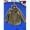 Image 1 : Olive Green Military-Style Field Jacket with Hood and Adjustable Drawstrings