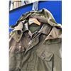 Image 2 : 1974 Peebles Garments Limited Parka, Extreme Cold Weather Combat O.G. 107, Size Regular Large