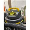 Image 2 : Stanley 2.8 HP Wet/Dry Vacuum Cleaner Stainless Steel Tank