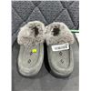 Image 1 : Manitobah Mukluks L8/M6 Grey Moccasin Slippers with Vibram Sole