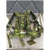 Image 1 : Camouflage Hydration Pack with Bladder Reservoir and Adjustable Straps