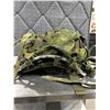 Image 4 : Military-Style Backpack with Aluminum Frame and Camouflage Fabric