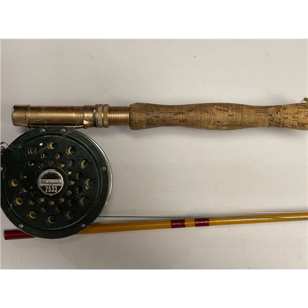 VINTAGE SHAKESPEARE 2533 Centerpin combo