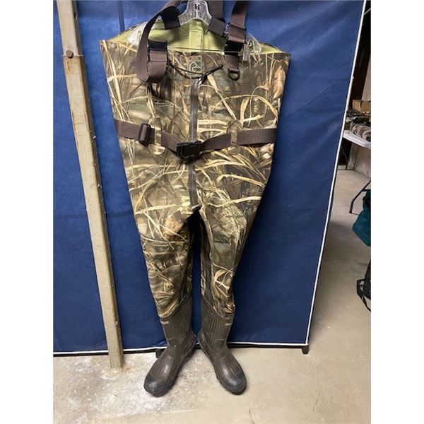 Ducks Unlimited Max4 Chest waders w/boots