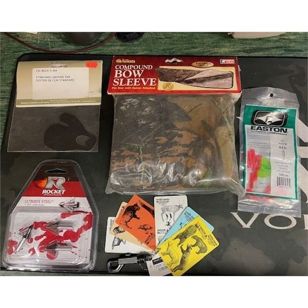 LOT 713 - ASSORTED ARCHERY