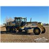 Image 2 : 2015 JOHN DEERE 872G MOTOR GRADER