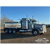 Image 2 : 2014 PETERBILT 367 TRI DRIVE SLEEPER DUMP TRUCK