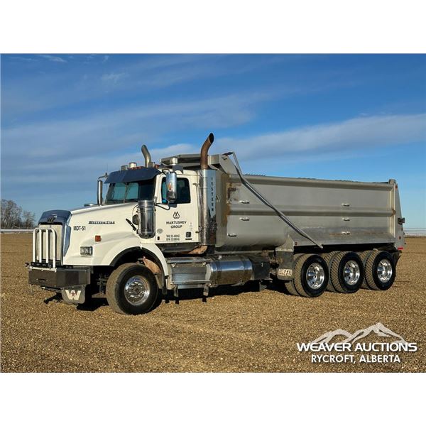 2021 WESTERN STAR 4900SB TRI DRIVE DUMP TRUCK