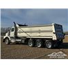 Image 4 : 2021 WESTERN STAR 4900SB TRI DRIVE DUMP TRUCK