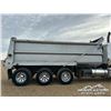 Image 52 : 2021 WESTERN STAR 4900SB TRI DRIVE DUMP TRUCK