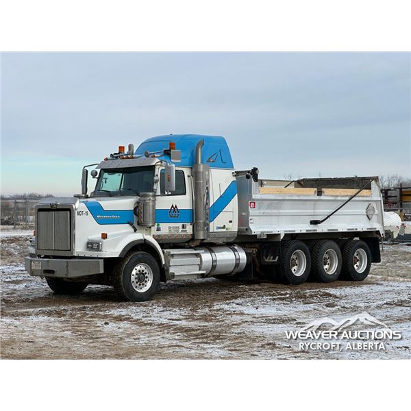 2015 WESTERN STAR 4900 TRI DRIVE DUMP TRUCK