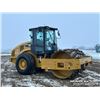 Image 2 : 2015 CAT CS56B SMOOTH DRUM COMPACTOR