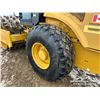 Image 52 : 2015 CAT CS56B SMOOTH DRUM COMPACTOR