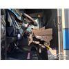 Image 56 : 2009 KENWORTH T800 TRI/A SLEEPER TRUCK TRACTOR