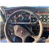 Image 70 : 2009 KENWORTH T800 TRI/A SLEEPER TRUCK TRACTOR