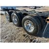 Image 29 : 2009 PETERBILT 389 TRI DRIVE SLEEPER CAB & CHASSIS