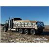 Image 4 : 2005 KENWORTH T800B TRI DRIVE SLEEPER DUMP TRUCK