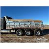 Image 70 : 2005 KENWORTH T800B TRI/A SLEEPER DUMP TRUCK
